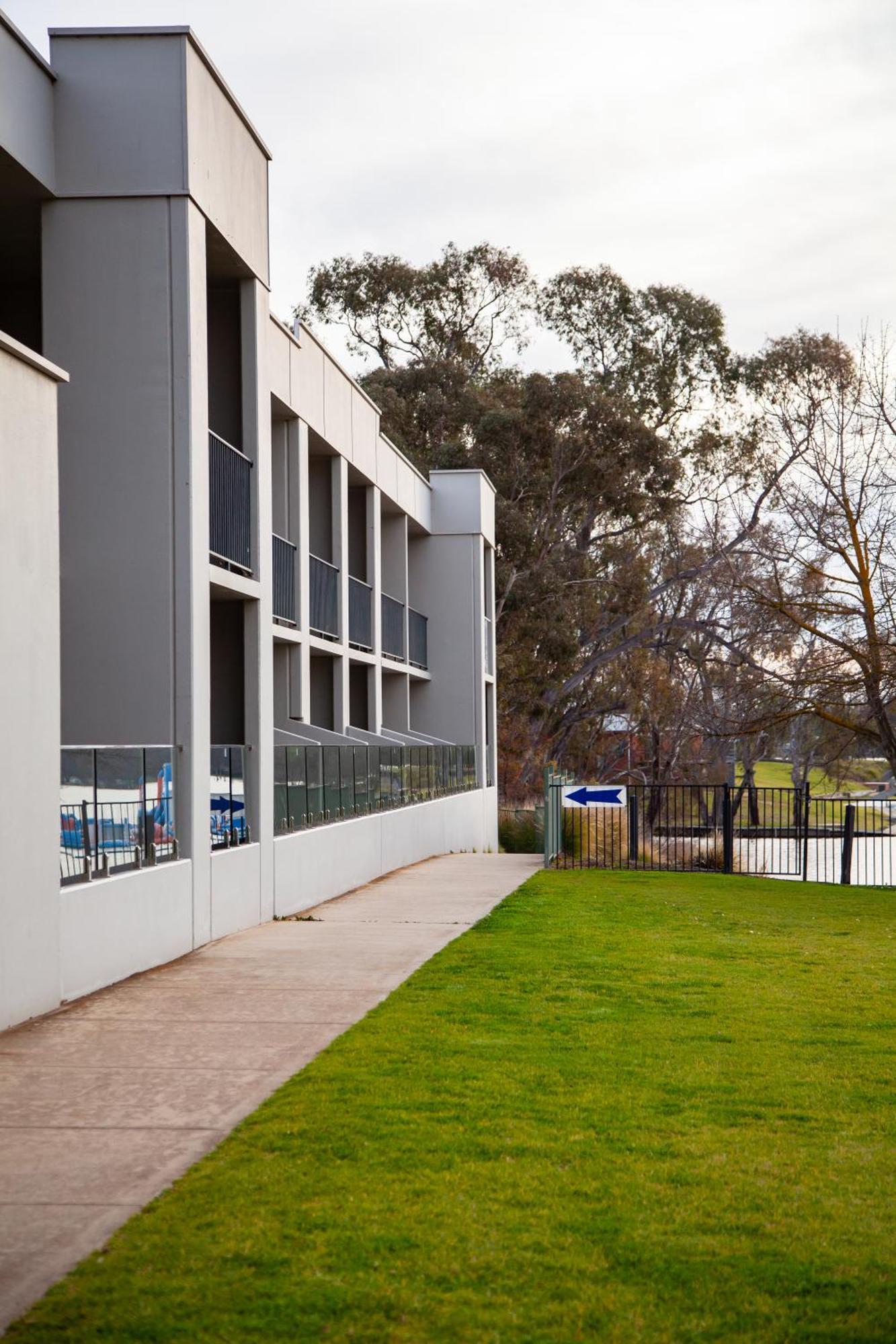 Nagambie Waterfront Motel מראה חיצוני תמונה