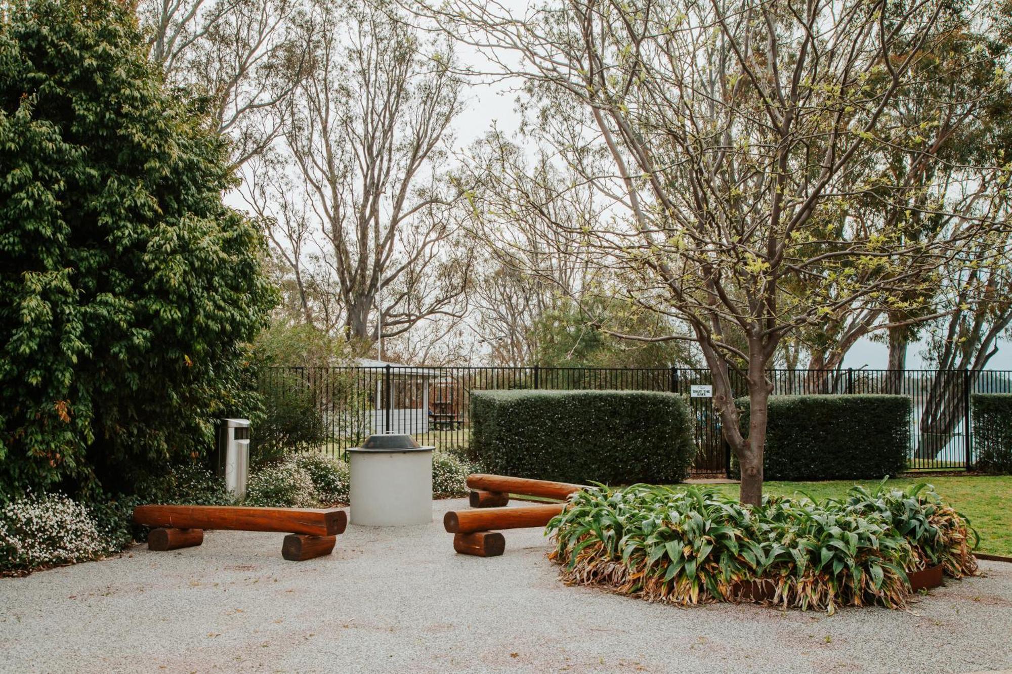 Nagambie Waterfront Motel מראה חיצוני תמונה